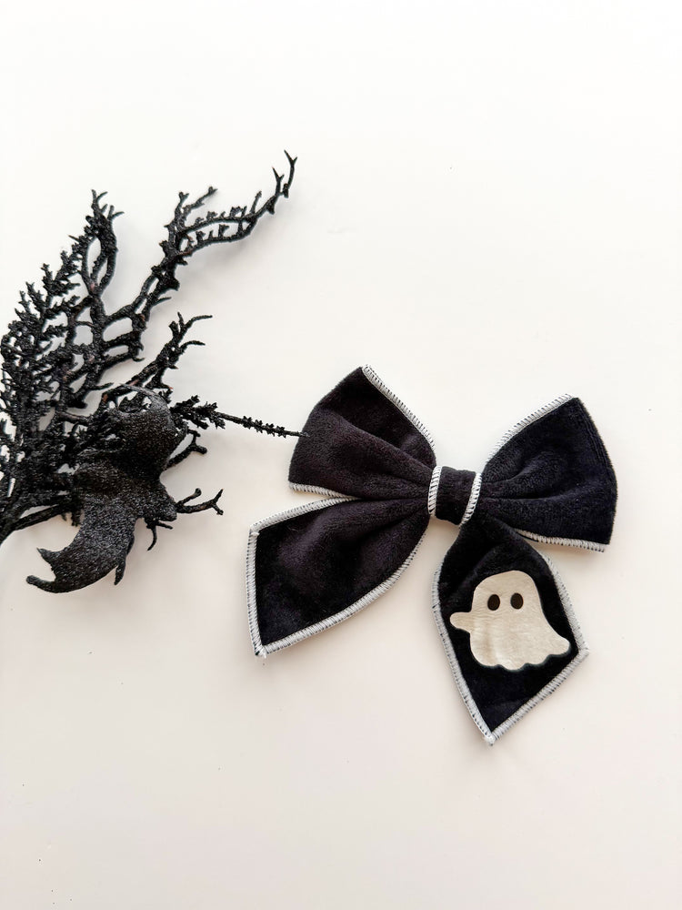 Velvet Ghost Bows