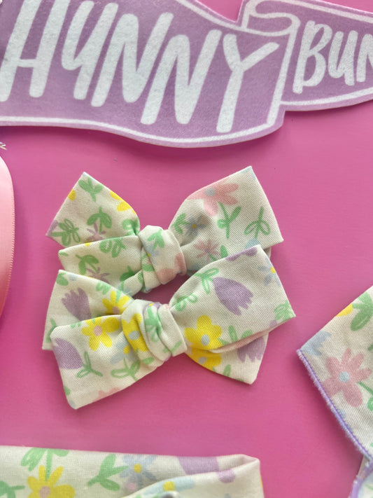Spring Tulip Bows