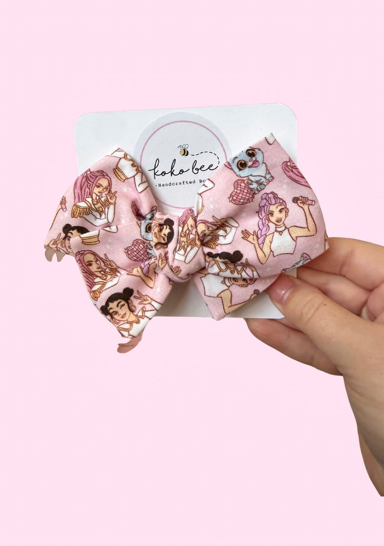 Pink Kpop Girlies Bow