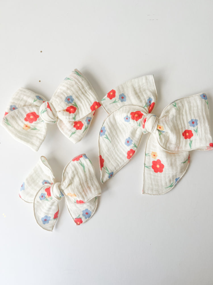 Poppy Flowers Cream Gauze Bows