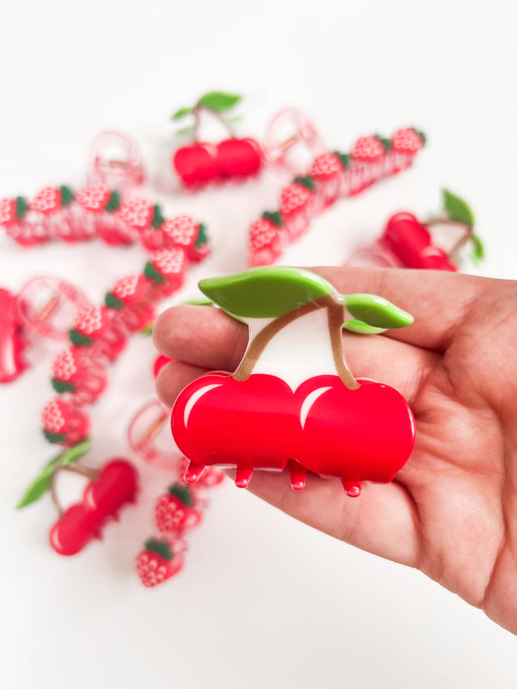 Small Cherry Claw Clip