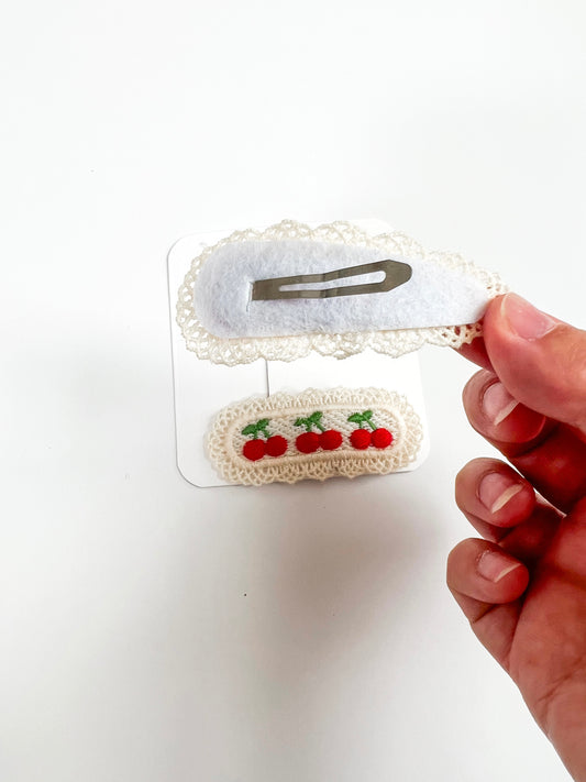 Cream Eyelet Cherry Clip Set