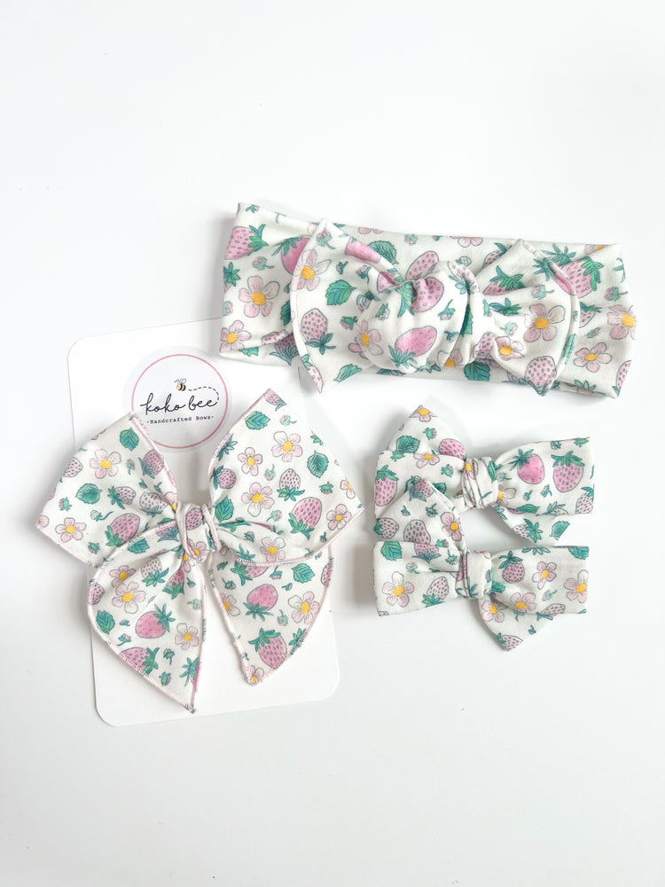 Pink & Green Watercolor Strawberry Bows