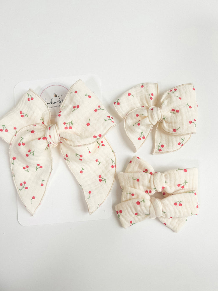 Cream Mini Cherry Gauze Bows