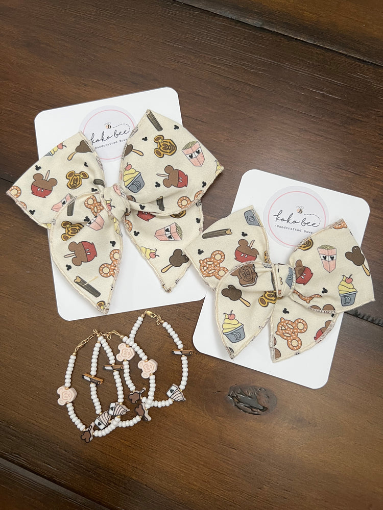 Neutral Snacks Bows