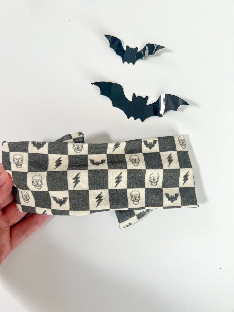 Checkered Skulls Bows