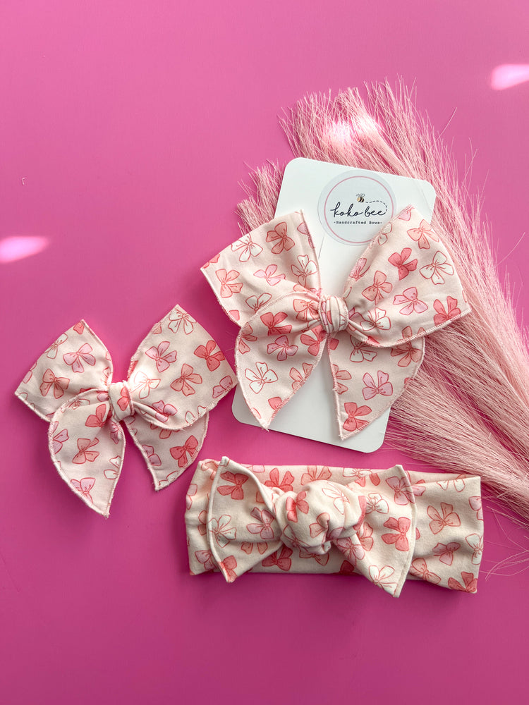Scattered Pink Bows
