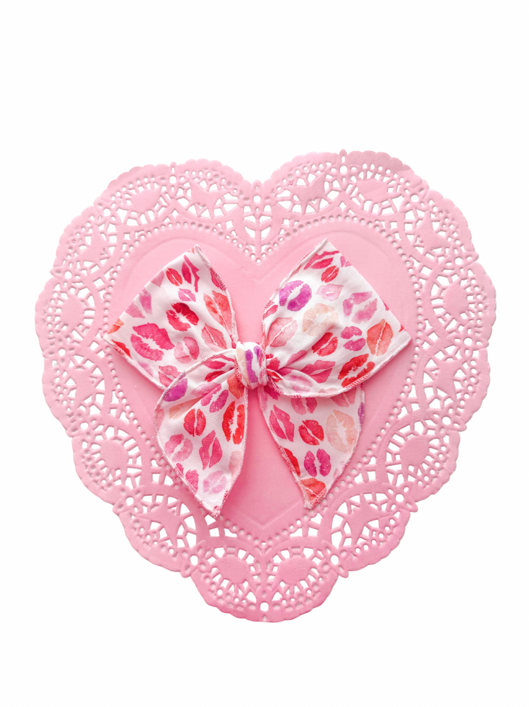 Valentine's Kisses Bows