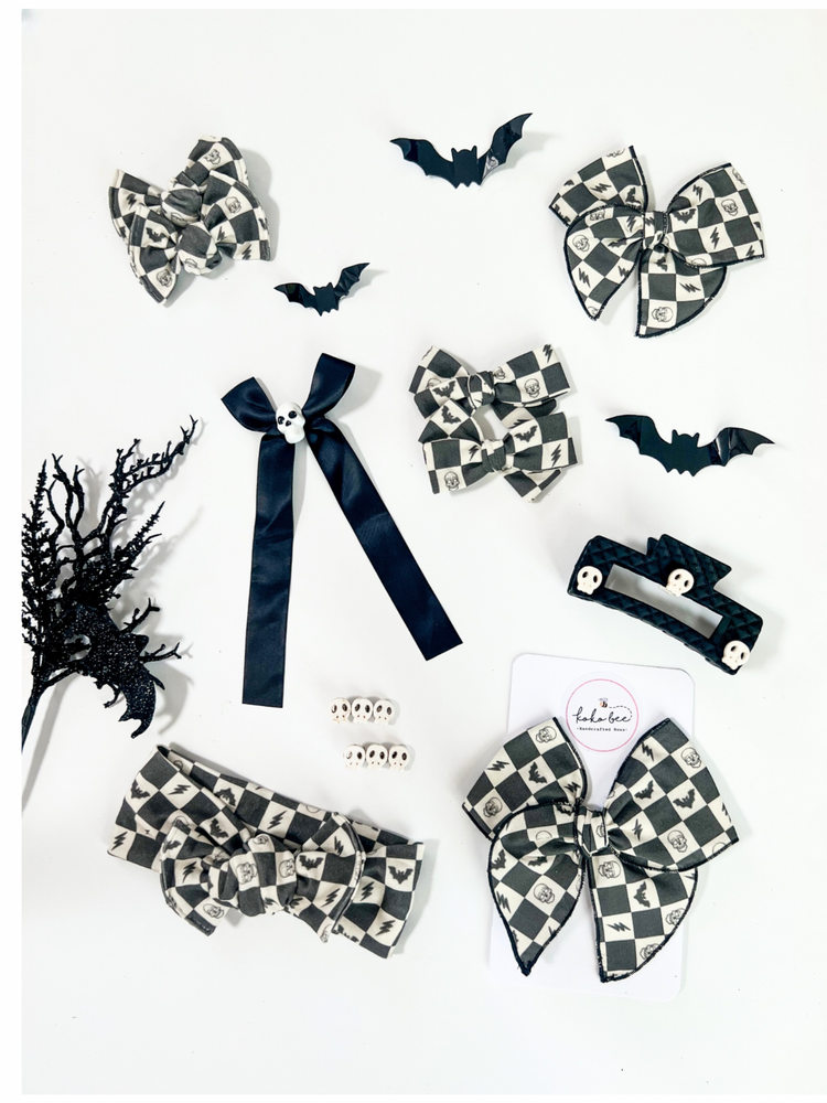 Checkered Skulls Bows