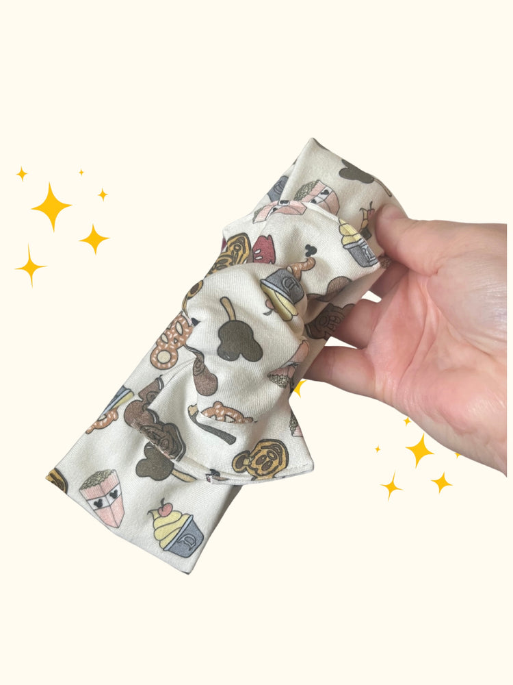Neutral Snacks Bows