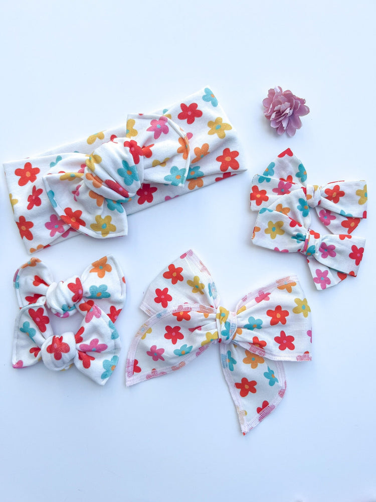 Pink & Retro Daisy Bows