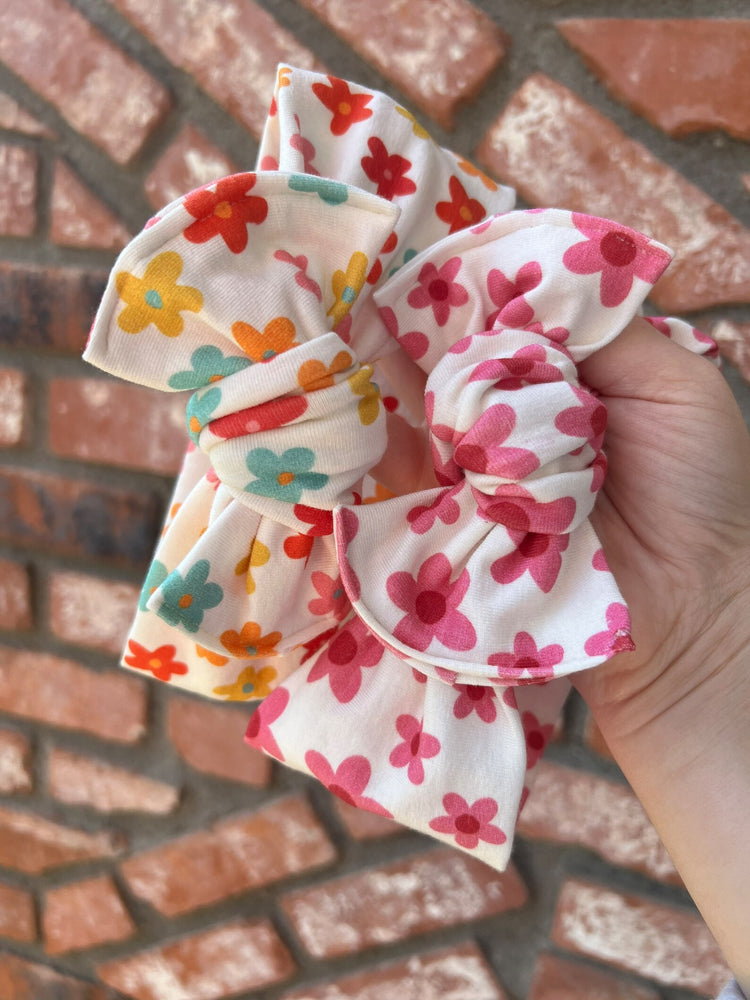 Pink & Retro Daisy Bows