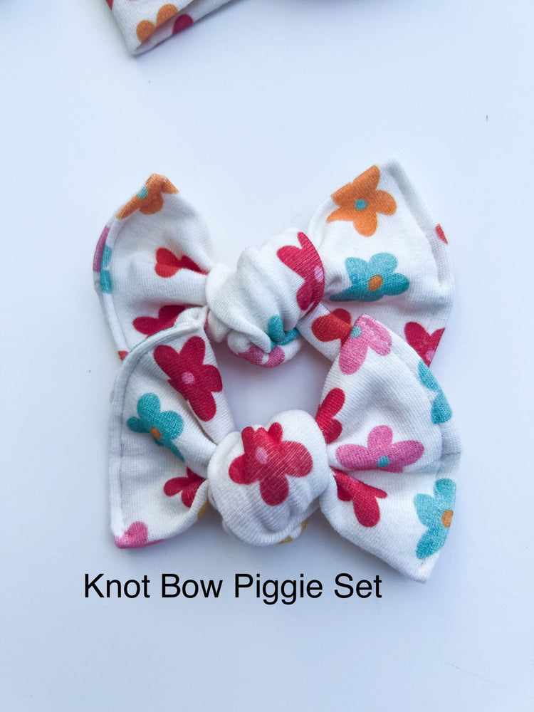 Pink & Retro Daisy Bows