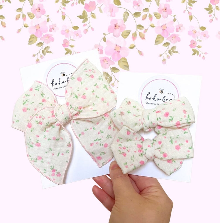 Dainty Vintage Floral Gauze Bows