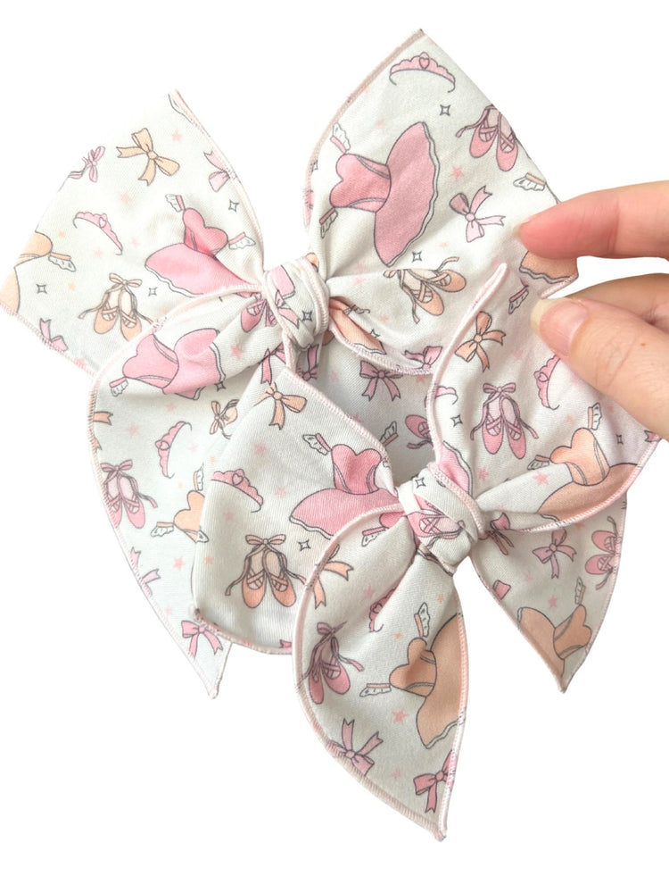 Ballet Dancer Bows