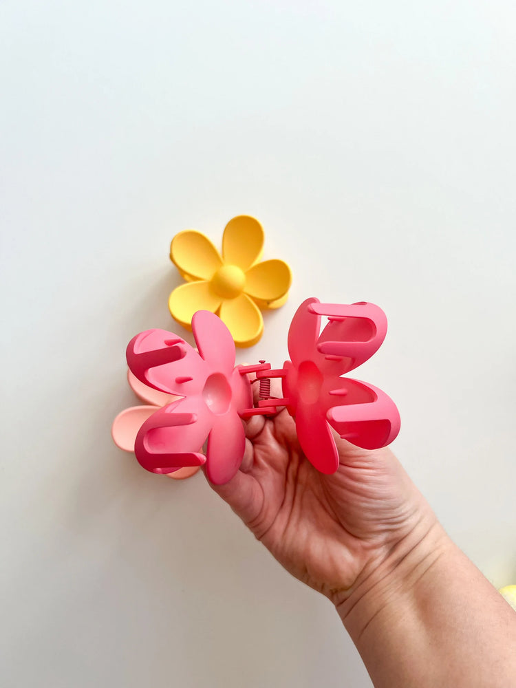 Daisy Claw Clips