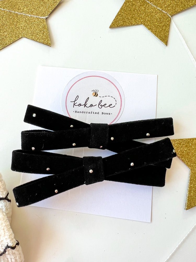 Black & White Bows