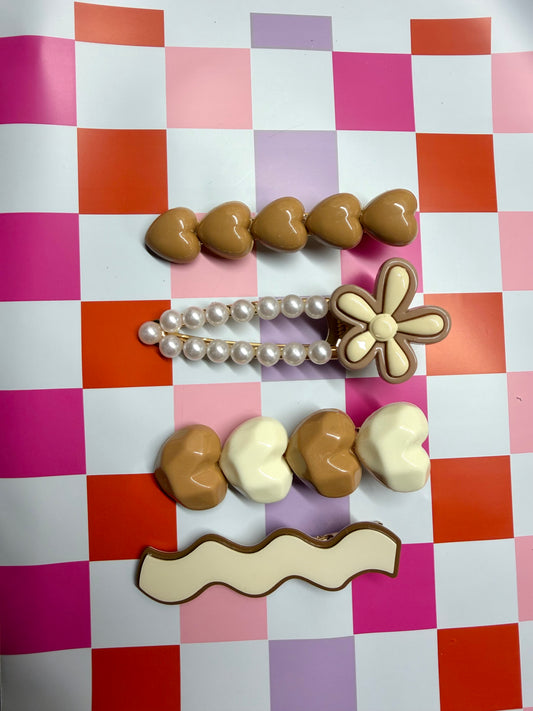 Neutral Heart Clip Set