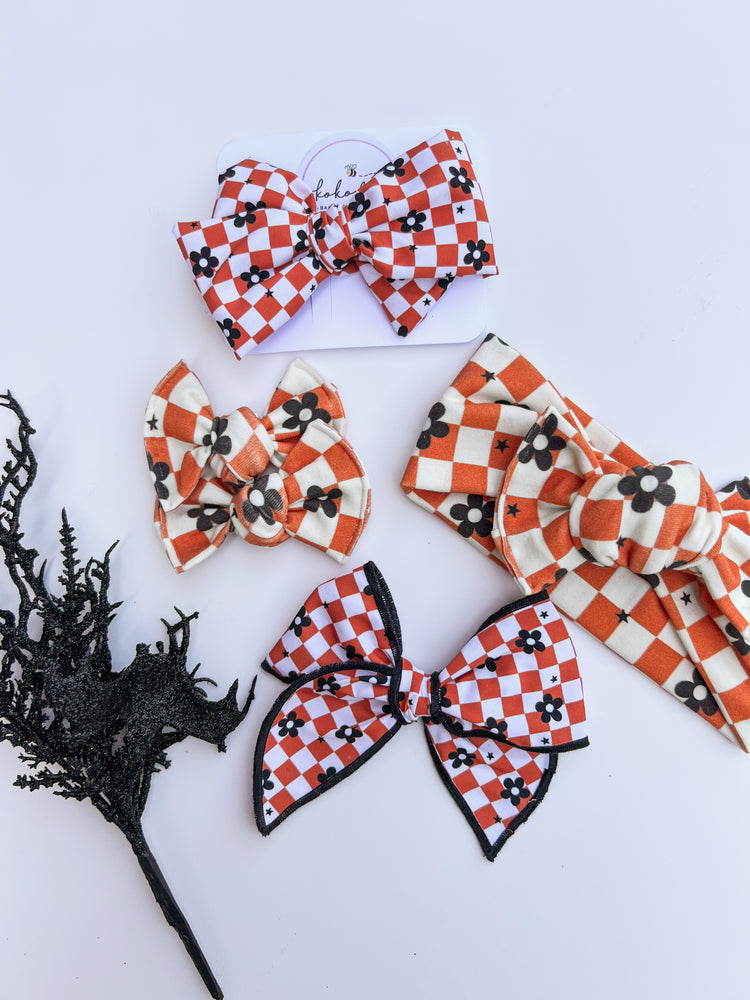 Checkered Halloween Flowers Bows