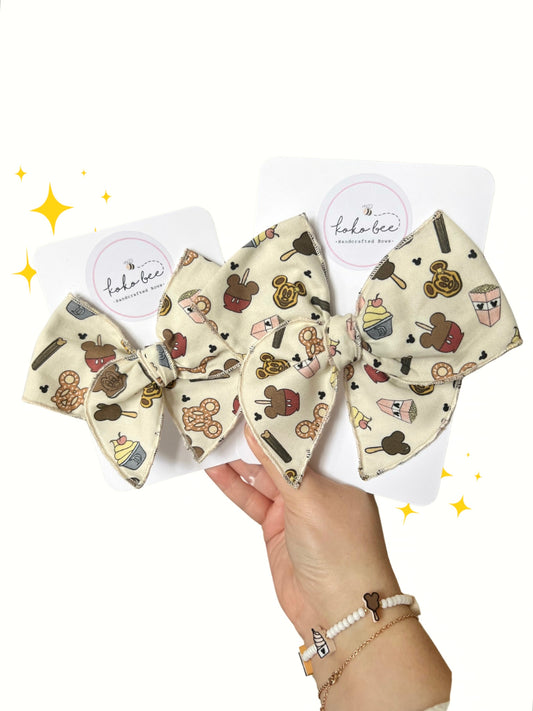 Neutral Snacks Bows