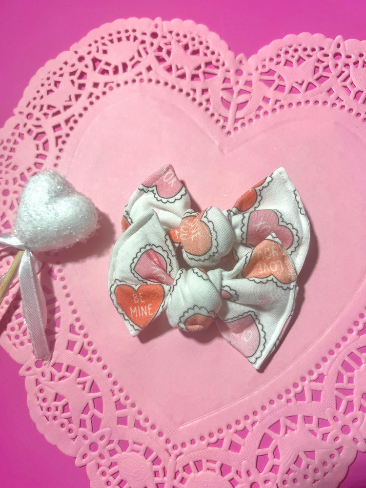 Convo Hearts Bows