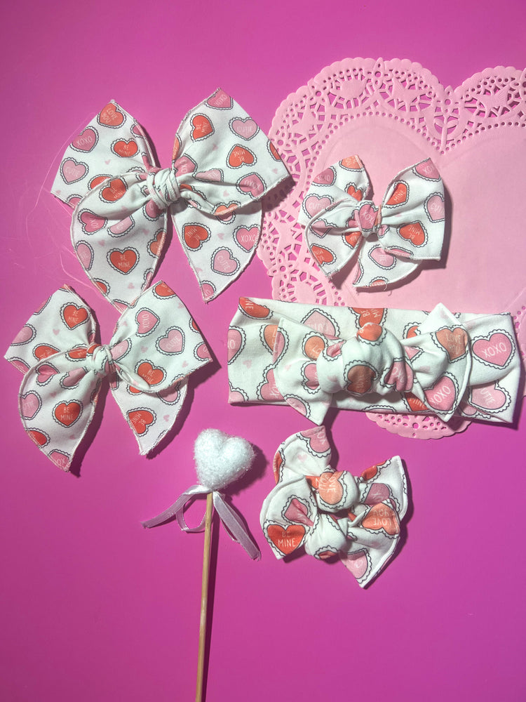 Convo Hearts Bows