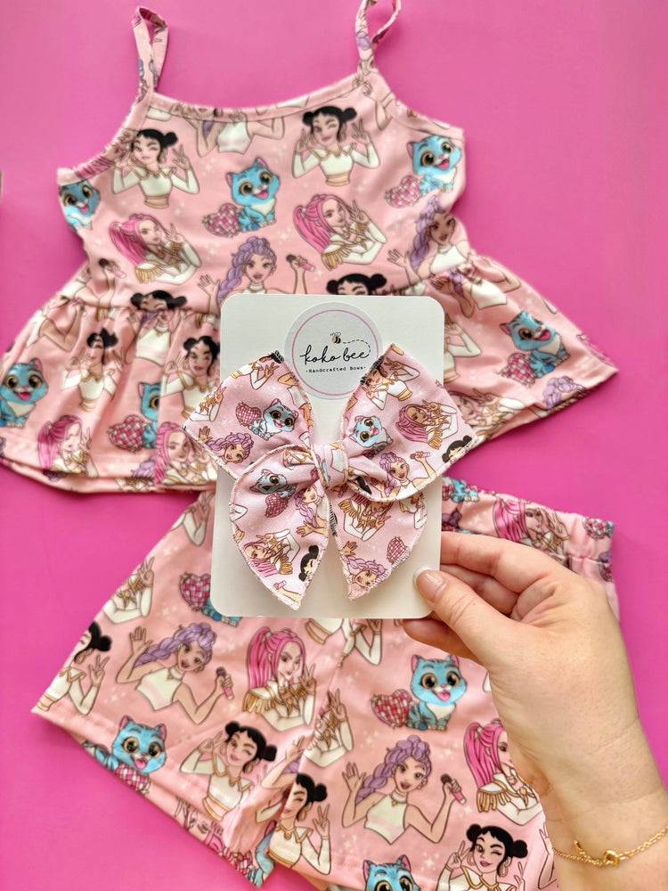 Kpop Girlies 2 pc set