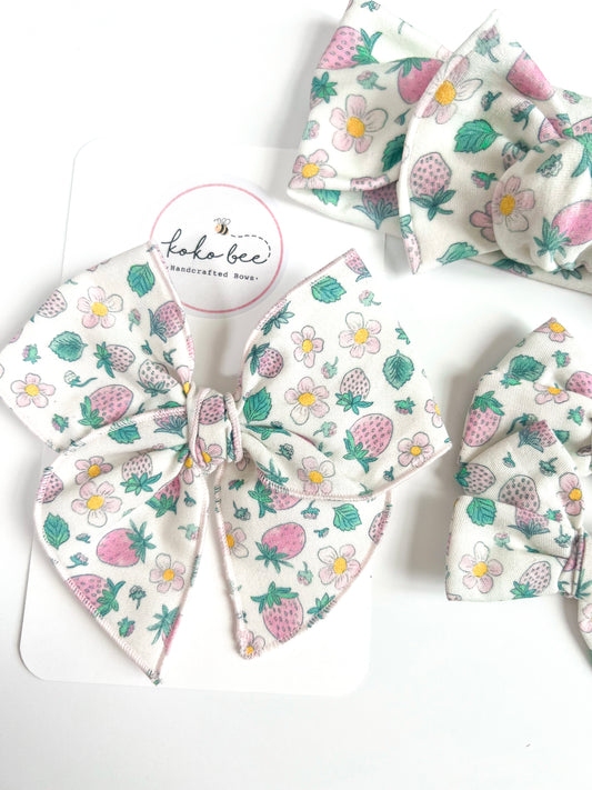 Pink & Green Watercolor Strawberry Bows