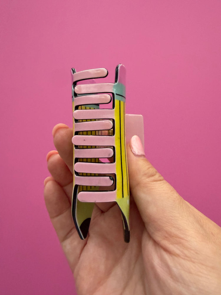 FLAWED Pencil Claw Clips
