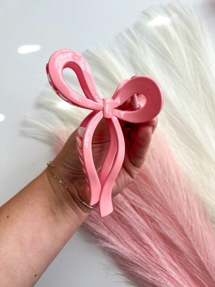 Bubblegum Pink Bow Claw Clip