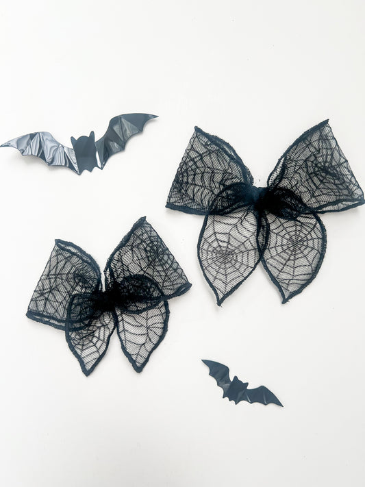 Mini Web Spiderweb Tulle Bows