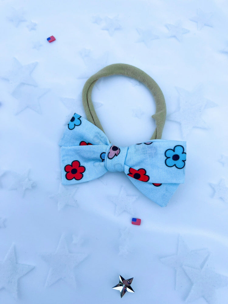 USA Flowers Bows