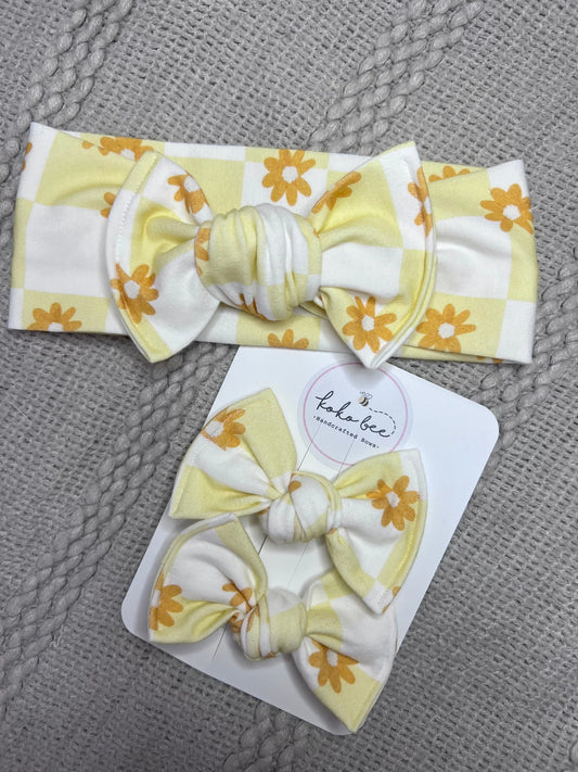 Yellow Checkered Daisies Headwraps & Piggies