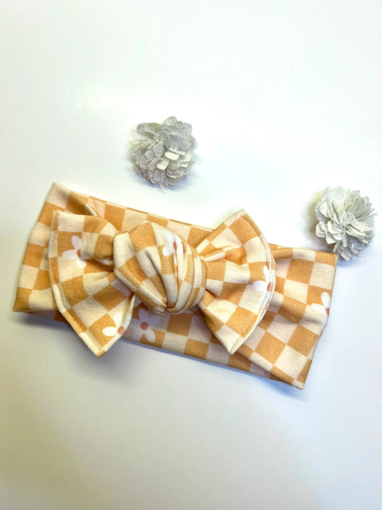 Orange Checkered Daisies Headwraps & Piggies