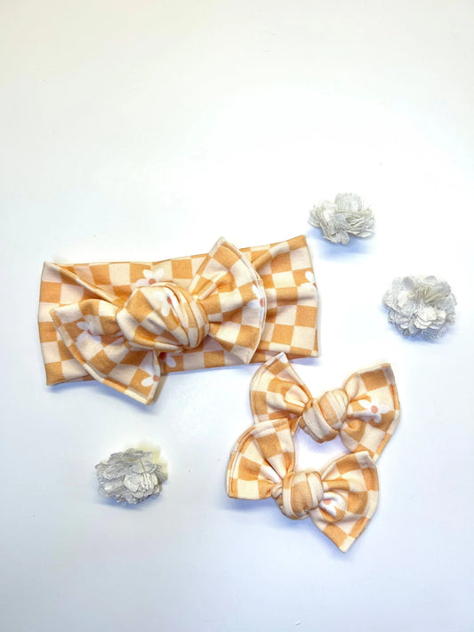 Orange Checkered Daisies Headwraps & Piggies