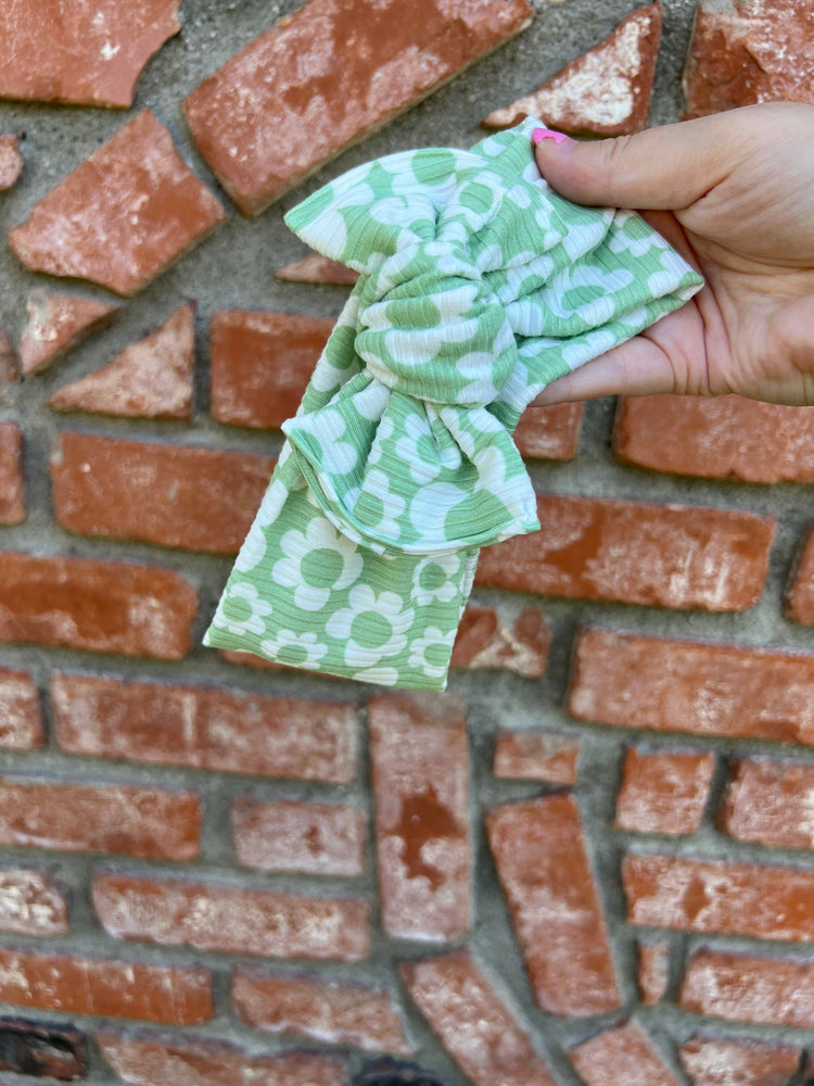 Ribbed Mint Flowers