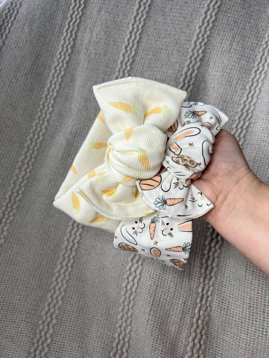 Neutral Easter Bunnies & Ribbed Carrots