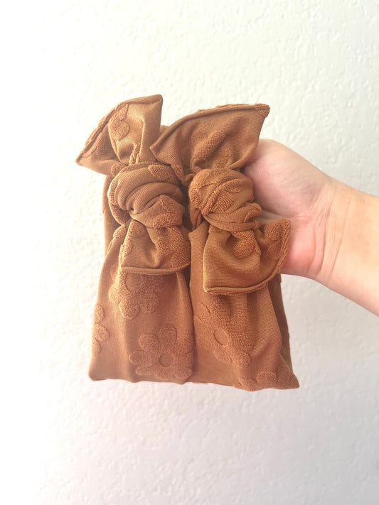 Chestnut Textured Flowers Headwraps