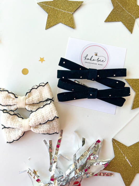 Black & White Bows