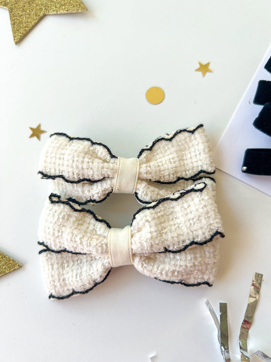 Black & White Bows