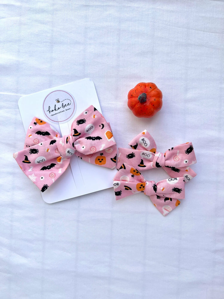 Pink Spooky Season Bows