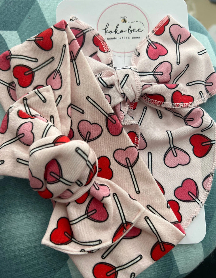 Heart Suckers Bows