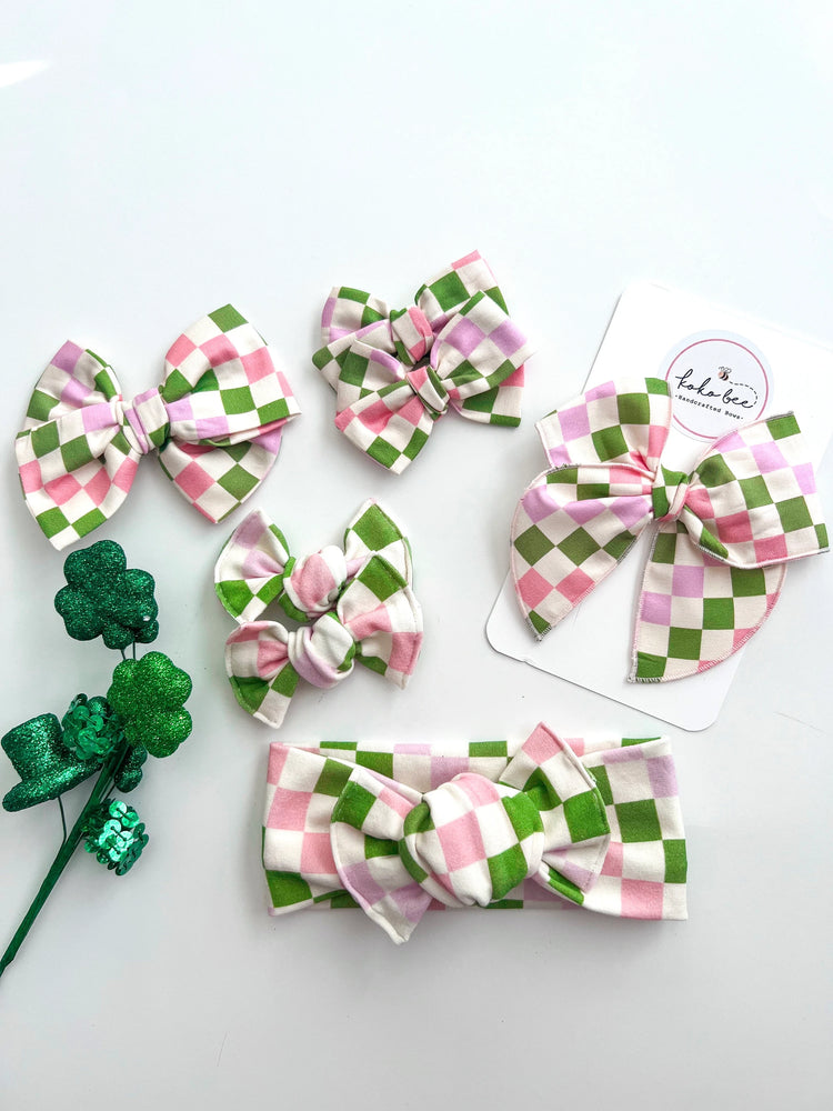 St. Patty's Check Bows